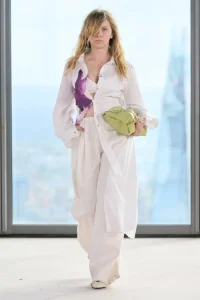 MjE3OTEyNzUyNTU0NDUyODI4